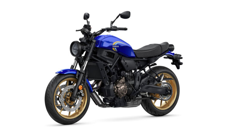 2024 Xsr700 Yamahablue Studio 4