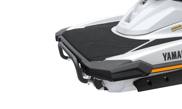 82 2026 GP1900A C WH NA 10 YY