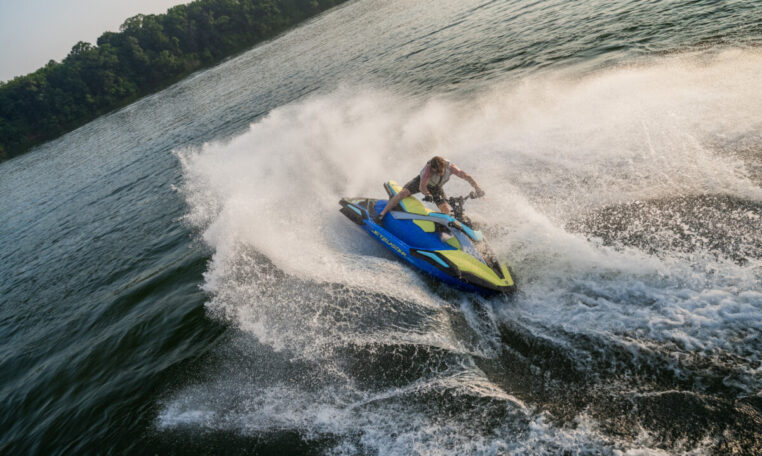 82 2026 JB1050B C ABLY NA 00 YY