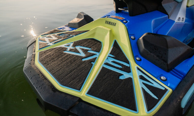 82 2026 JB1050B C ABLY NA 00 YY