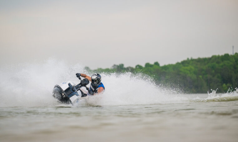 82 2026 SJ1050 C WHBK NA 00 YY